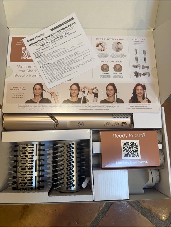 Shark Other - NEW in box Shark FlexStyle Air Styling & Drying System